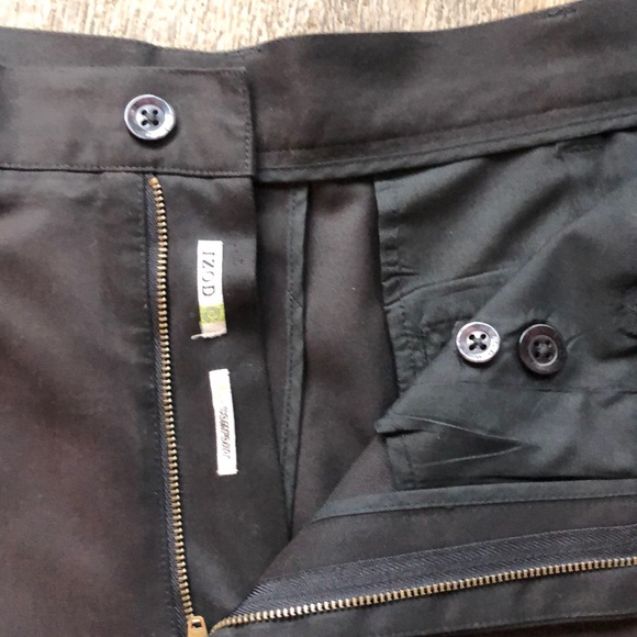 Men’s Izod Shorts - Picture 4 of 7